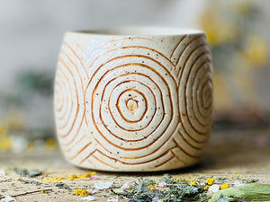 handleless mug, carved